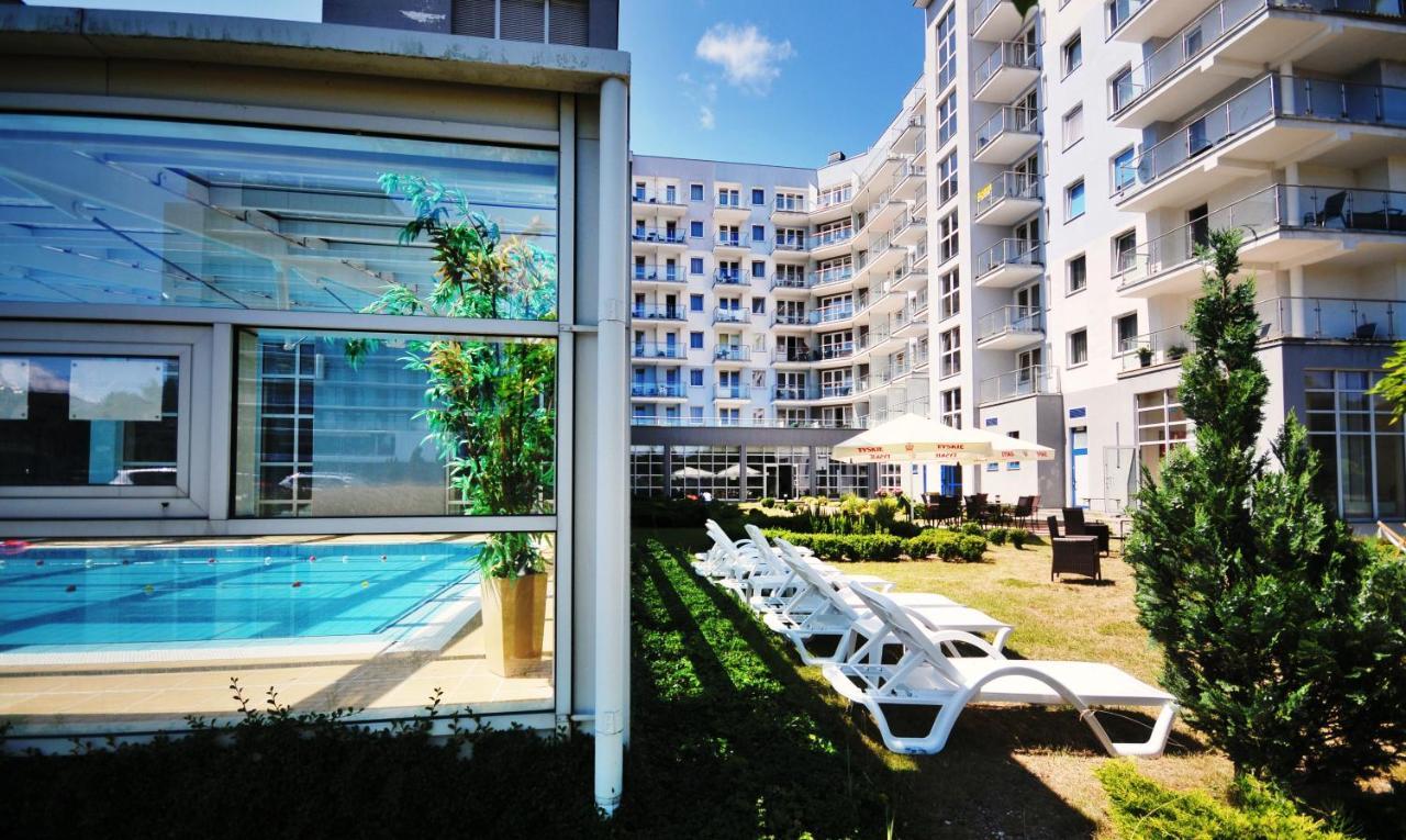 Apartament 2 Pokojowy Prywatny Z Aneksem Kuchennym W Hotelu Diva كولوبرزيغ المظهر الخارجي الصورة