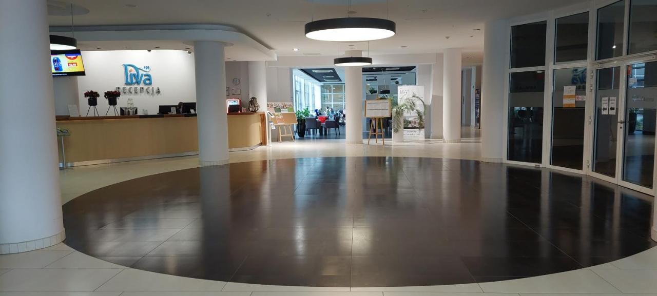 Apartament 2 Pokojowy Prywatny Z Aneksem Kuchennym W Hotelu Diva كولوبرزيغ المظهر الخارجي الصورة